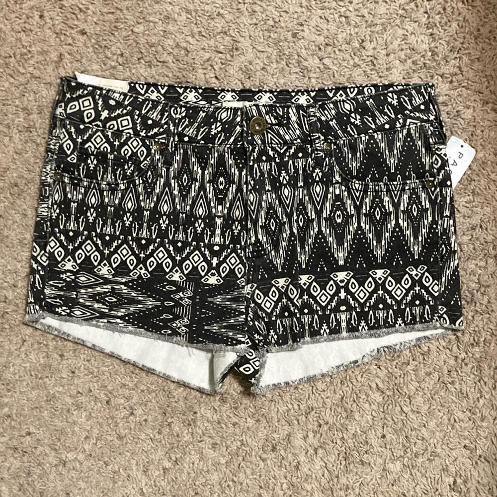 PacSun | Bullhead Black and White Jean Shorts with Geometric Pattern